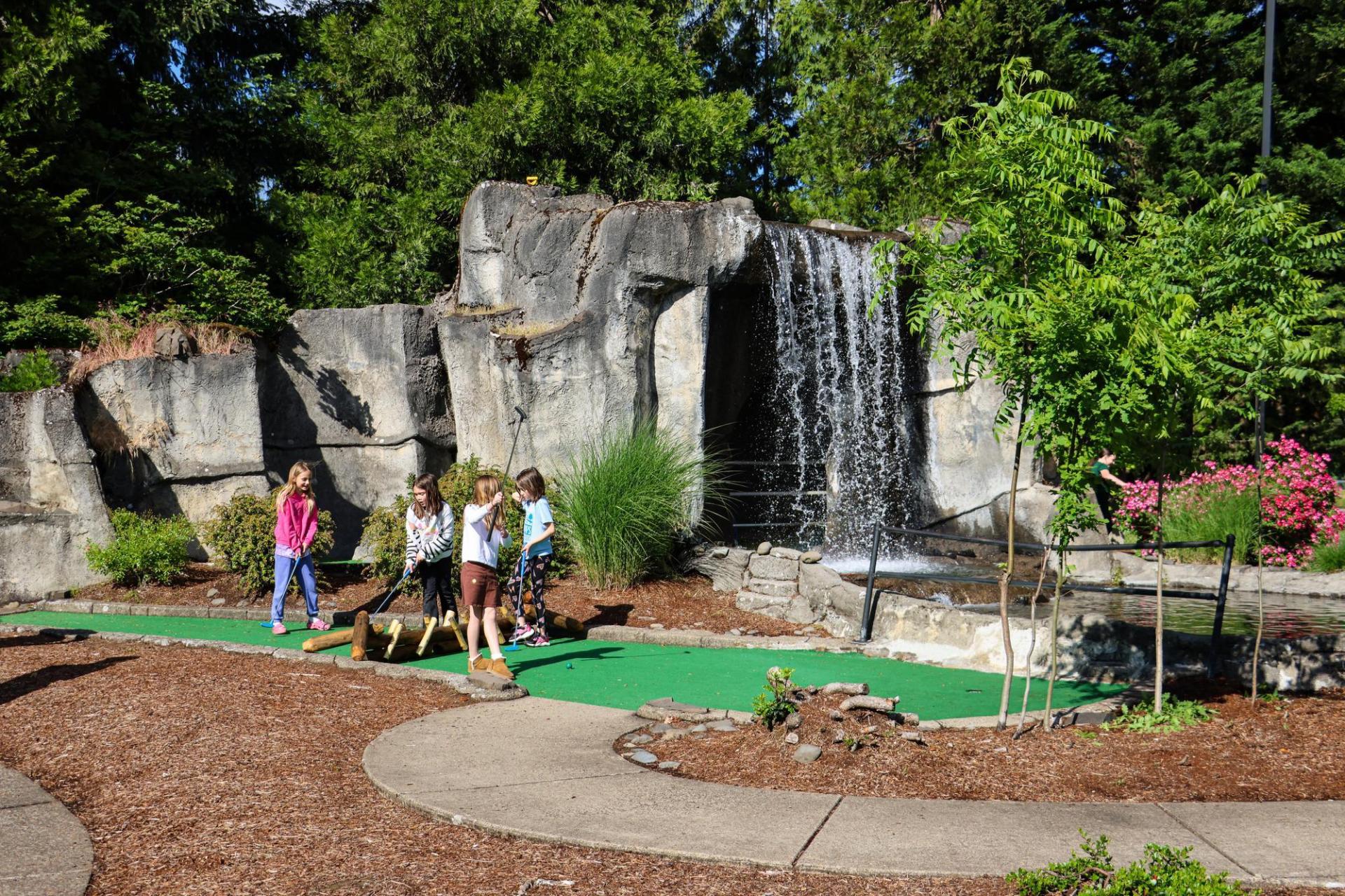 Camp Putt Thunder Falls