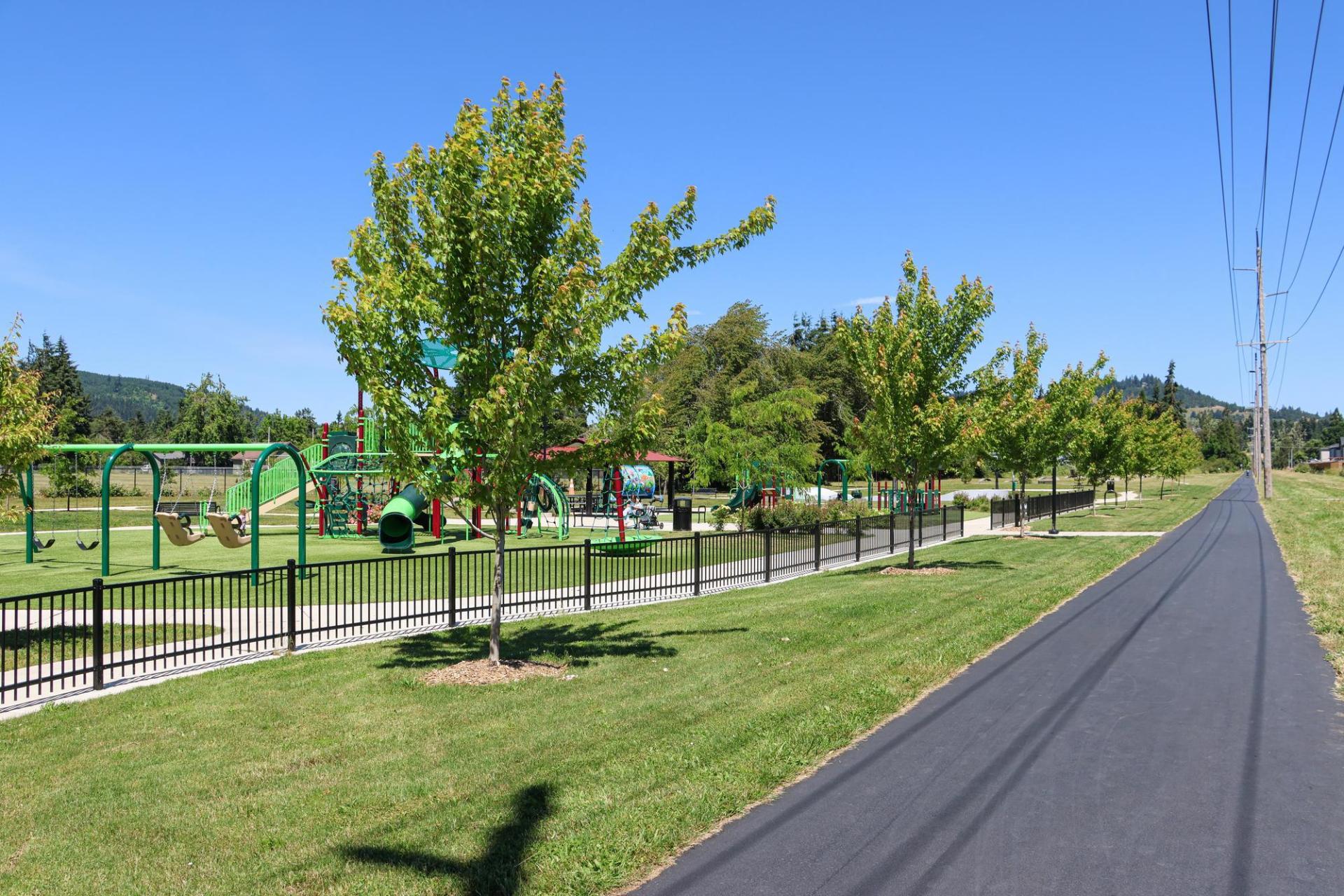 EWEB Path at Arrow Park